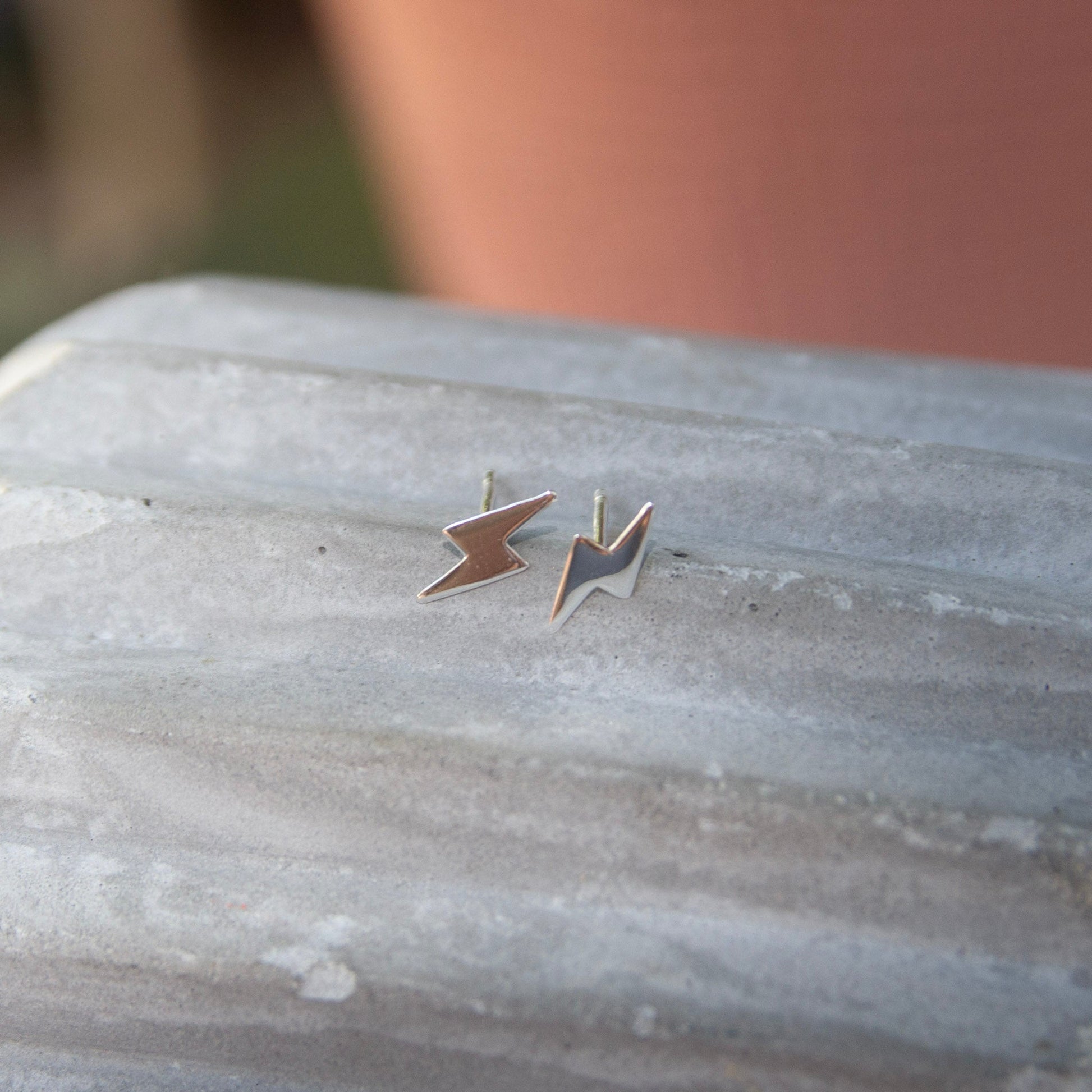 silver lightning bolt stud earrings