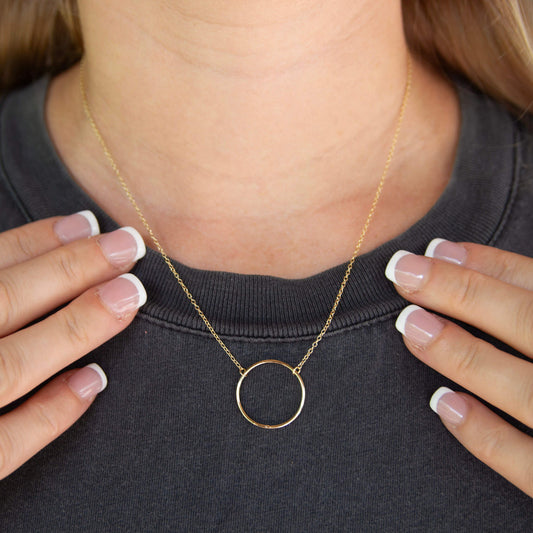 NAYLA - Gold Plated Circle Necklace