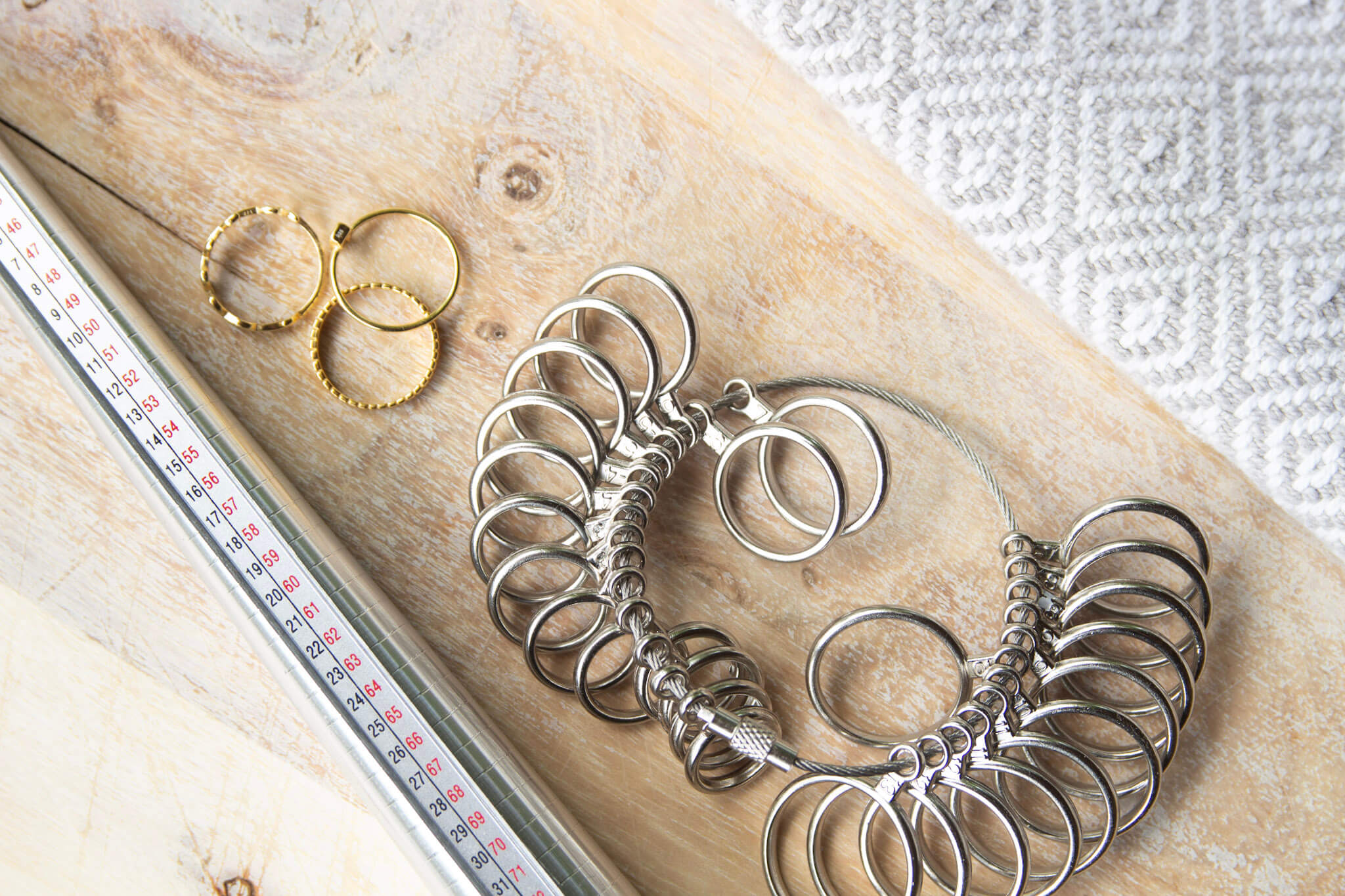 ring size measurement tools